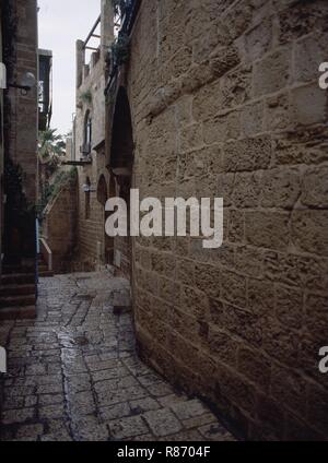 YAFO O JAFFA-BARRIO DE LOS ARTISTAS-CALLE ESTRECHA EMPEDRADA. Posizione: esterno. Israele. Foto Stock