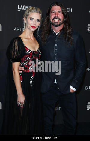 LOS ANGELES, CA, Stati Uniti d'America - 03 novembre: Jordyn Blum, Dave Grohl al 2018 LACMA Art + Film gala tenutosi presso il Los Angeles County Museum of Art il 3 novembre 2018 a Los Angeles, California, Stati Uniti. (Foto di Xavier COLLIN/Image Press Agency) Foto Stock