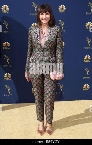 LOS ANGELES, CA, Stati Uniti d'America - 17 settembre: Mary Steenburgen al settantesimo annuale di Primetime Emmy Awards tenutosi presso il Teatro di Microsoft in L.A. Vivere il 17 settembre 2018 a Los Angeles, California, Stati Uniti. (Foto di Xavier COLLIN/Image Press Agency) Foto Stock