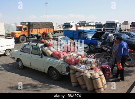 Yazd, Iran. 23 Ott, 2018. Iran - scena su una autostrada area di sosta nei pressi della città di Yazd, capitale della provincia dello stesso nome. Prese su 23.10.2018. Credito: Rolf Zimmermann | in tutto il mondo di utilizzo/dpa/Alamy Live News Foto Stock