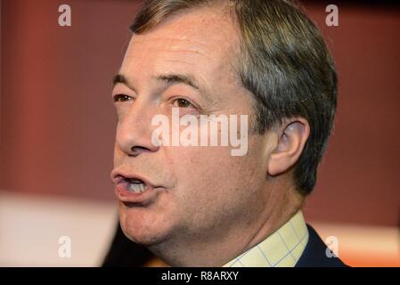 Londra, Regno Unito. 14 Dicembre 2018: Nigel Farage a lasciare significa lasciare rally presso la Queen Elizabeth Conference centre. Credito: Claire Doherty/Alamy Live News Foto Stock