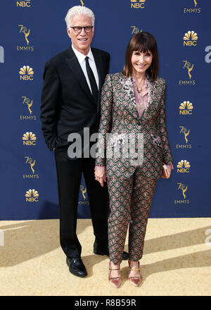 LOS ANGELES, CA, Stati Uniti d'America - 17 settembre: Ted Danson, Mary Steenburgen al settantesimo annuale di Primetime Emmy Awards tenutosi presso il Teatro di Microsoft in L.A. Vivere il 17 settembre 2018 a Los Angeles, California, Stati Uniti. (Foto di Xavier COLLIN/Image Press Agency) Foto Stock