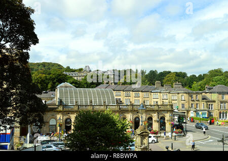 Edifici storici nel centro della città a Buxton Foto Stock