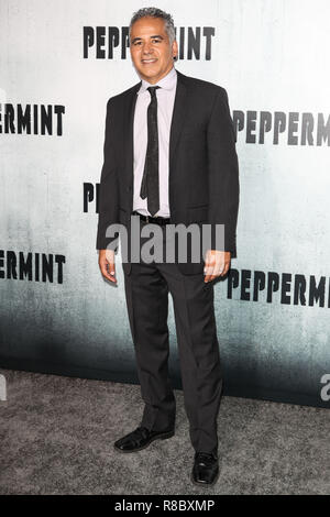 LOS ANGELES, CA, Stati Uniti d'America - 28 agosto: John Ortiz presso il Los Angeles Premiere di STX Entertainment "Menta Piperita" tenutasi presso Regal Cinemas L.A. LIVE Stadium 14 il 28 agosto 2018 a Los Angeles, California, Stati Uniti. (Foto di Image Press Agency) Foto Stock