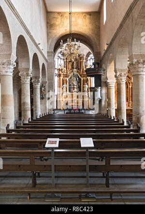 Interno della carolingia justins santa chiesa in frankfurt-Hoechst Foto Stock