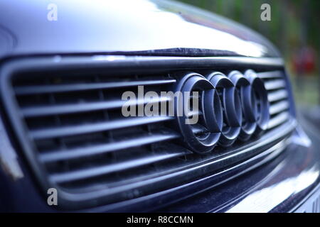 Audi A4 B5 logo Foto Stock