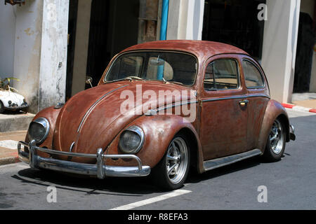 Vecchia Volkswagen maggiolino con ratto stile design Foto Stock