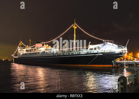 Hikawa Maru, Giapponese ocean liner lanciato il 30 settembre 1929, ora ormeggiata in modo permanente come una nave museo. Foto Stock