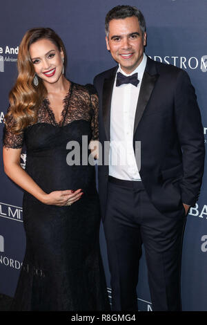 CULVER CITY, Los Angeles, CA, Stati Uniti d'America - 11 novembre: Jessica Alba e Cash Warren arriva al 2017 Baby2Baby gala tenutosi a 3LABS su Novembre 11, 2017 a Culver City, Los Angeles, California, Stati Uniti. (Foto di Xavier COLLIN/Image Press Agency) Foto Stock