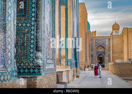 Shah-i-Zinda complessa, Samarcanda, Uzbekistan Foto Stock