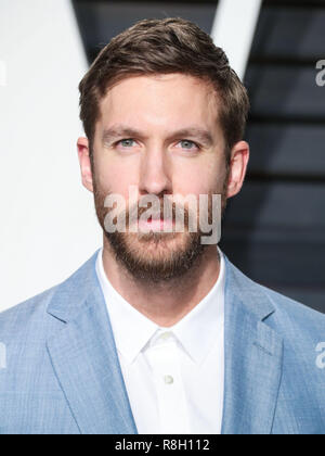 BEVERLY HILLS, Los Angeles, CA, Stati Uniti d'America - 26 febbraio: Calvin Harris arriva a 2017 Vanity Fair Oscar Party a Wallis Annenberg Center for the Performing Arts nel febbraio 26, 2017 a Beverly Hills Los Angeles, California, Stati Uniti. (Foto di Xavier COLLIN/Image Press Agency) Foto Stock