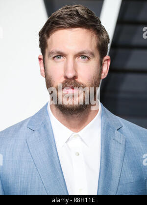 BEVERLY HILLS, Los Angeles, CA, Stati Uniti d'America - 26 febbraio: Calvin Harris arriva a 2017 Vanity Fair Oscar Party a Wallis Annenberg Center for the Performing Arts nel febbraio 26, 2017 a Beverly Hills Los Angeles, California, Stati Uniti. (Foto di Xavier COLLIN/Image Press Agency) Foto Stock