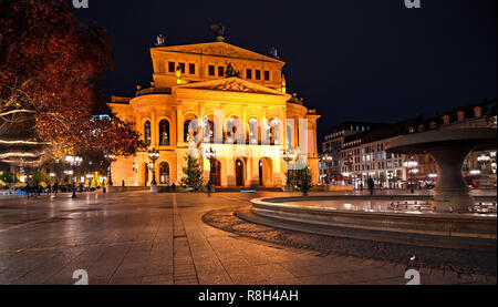 Frankfurt Alte Oper a Cristmastime, Germania Foto Stock