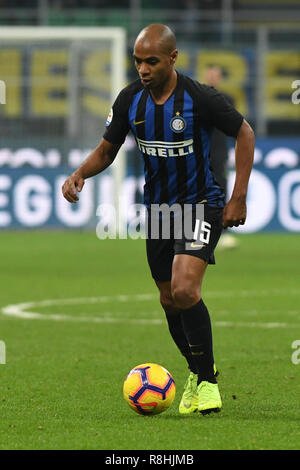 Milano, Italia. Il 15 dicembre 2018. Milano (MI) Italia sport soccer FC Internazionale Milano vs Udinese Calcio Italiano - Campionato di calcio Campionato di Serie A TIM 2018/2019 - Giuseppe Meazza. Nel pic: Joao Mario (#15 Inter) Credito: LaPresse/Alamy Live News Credito: LaPresse/Alamy Live News Foto Stock