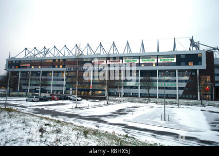 HEERENVEEN , Abe Lenstra Stadium, 16-12-2018, calcio, stagione 2018 / 2019, Eredivisie , panoramica dello Stadio nella neve durante la SC Heerenveen - FC Utrecht Foto Stock