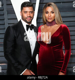 BEVERLY HILLS, Los Angeles, CA, Stati Uniti d'America - 26 febbraio: Russell Wilson, Ciara arriva a 2017 Vanity Fair Oscar Party a Wallis Annenberg Center for the Performing Arts nel febbraio 26, 2017 a Beverly Hills Los Angeles, California, Stati Uniti. (Foto di Xavier COLLIN/Image Press Agency) Foto Stock