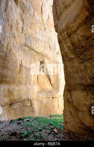 Profondo canyon rocciosi Foto Stock