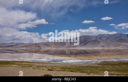 Solitudine; Tso Kar Lago, Ladakh, India Foto Stock