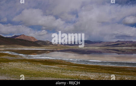 Solitudine; Tso Kar Lago, Ladakh, India Foto Stock