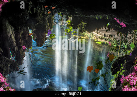 Famose cascate Kursunlu in Turchia Antalya. Foto Stock