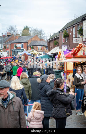 Sabato 08 Dicembre 2018 - T egli annuale Dickensian Lymm Festival in Lymm, Cheshire, Inghilterra, Regno Unito. Foto Stock