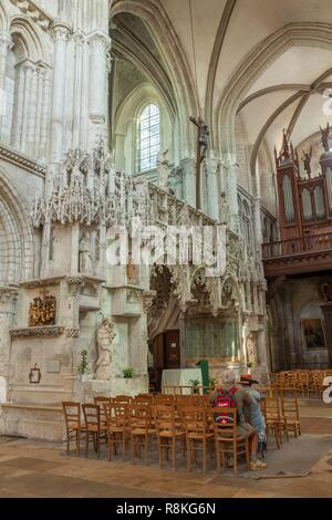 Francia, Aube, Troyes, chiesa di Saint madeleine du XIIe secolo, pietroso rood screen risalente al XVI secolo in un puro stile gotico fiammeggiante Foto Stock