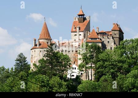 La Romania, Transilvania, regione Brasov, crusca, Castello di Bran del XIII secolo associato con Vlad III l'Impalatore e il carattere Dracula Foto Stock