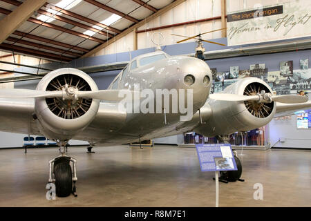 Lockheed Model 10A Electra twin-motore radiale piano dal mid-1930s sul display al Pima Air & Space Museum di Tucson, AZ Foto Stock