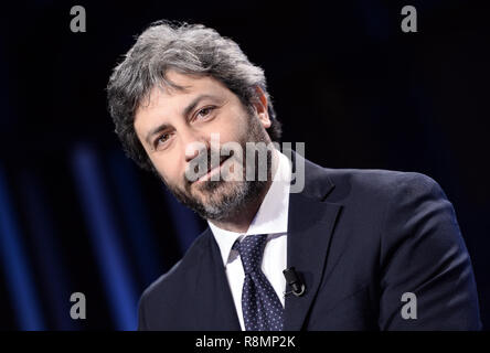 Foto di Fabio Cimaglia / LaPresse 16-12-2018 Roma Italiano Roberto Fico ospite di "Mezz'ora in pi&#xf9;" Nella foto di Roberto Fico foto di Fabio Cimaglia / LaPresse 16-12-2018 Roma (Italia) Politic Roberto Fico valutazione per "Mezz'ora in pi&#xf9;" nel pic Roberto Fico Foto Stock