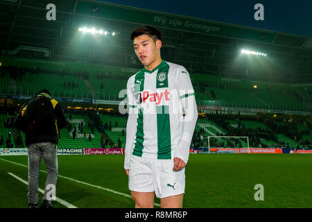 Groningen, Paesi Bassi. 16 dic 2018.FC Groningen - FC Emmen, Hitachi stadium, stagione 2018 / 2019, olandese Eredivisie, FC Groningen player Ritsu Doan deluso dopo la partita FC Groningen - FC Emmen Credito: Pro scatti/Alamy Live News Credito: Pro scatti/Alamy Live News Credito: Pro scatti/Alamy Live News Foto Stock