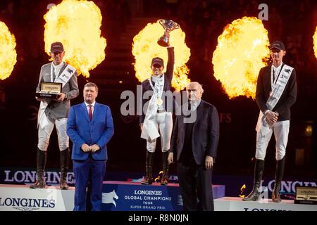 Praga, Repubblica Ceca. Xvi Dec, 2018. Edwina Tops Alidander. Vincitore. 1 ° posto. Ludger Beerbaum 2a. Frank Schuttert 3rd. LGCT Super GP. Primo Round. Showjumping. Playoff di Praga. 15/12/2018. Credito: Sport In immagini/Alamy Live News Foto Stock