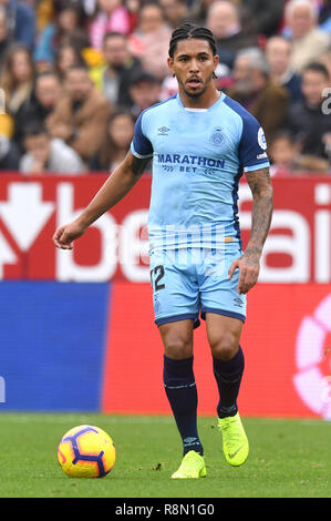 SEVILLA, 16-12-2018. Primera Division campionato spagnolo. LaLiga. Estadio Ramon Sanchez-Pizjuan. Douglas Luiz (Girona) durante il gioco Sevilla FC - Girona. Foto Stock