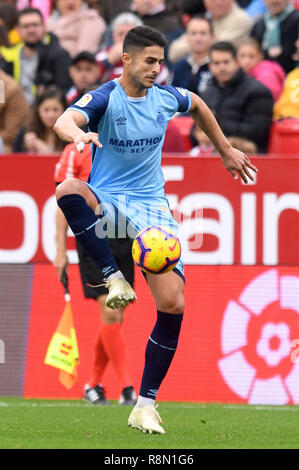 SEVILLA, 16-12-2018. Primera Division campionato spagnolo. LaLiga. Estadio Ramon Sanchez-Pizjuan. Juanpe Ramírez (Girona) durante il gioco Sevilla FC - Girona. Foto Stock