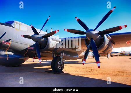 1951 RAF britannica Avro Shackelton il pattugliamento marittimo piano sul display al Pima Air & Space Museum di Tucson, AZ Foto Stock