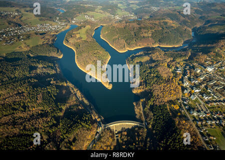 Vista aerea, Gummersbach, Leienbach, Hackenberg, Lantenbach, Bredenbruch, Deitenbach, Brink, rottura, Bergneustadt, Oberbergisches, Nord Rhine-Westp Foto Stock