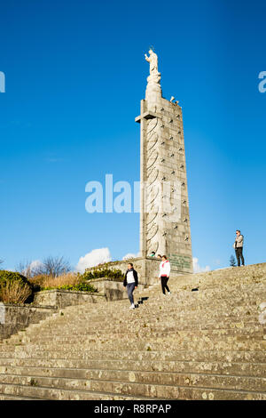 Braga, Portogallo - 18 Marzo 2018: Santuario di Nostra Signora di Sameiro (o Santuario di Sameiro o Immacolata Concezione di Monte Sameiro) è un san mariano Foto Stock