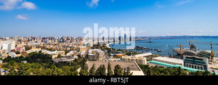 Ampio panorama della città di Baku Foto Stock