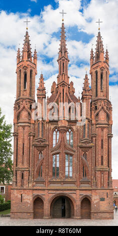 La St Anne's Church, Vilnius, Lituania Foto Stock