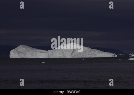 Eisberg vor Ilulissat Foto Stock