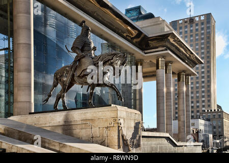 Statue di Ogedai Khan e Kublai Khan in Ulan Bator Mongolia Foto Stock