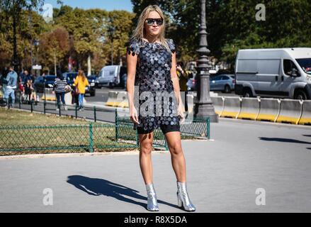 Parigi, Francia - 27 Settembre 2018: Tina Leung sulla strada durante la settimana della moda di Parigi. Foto Stock