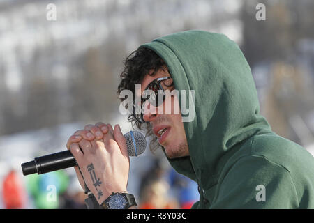 Julian Perretta in un concerto a Serre Chevalier, Francia Foto Stock