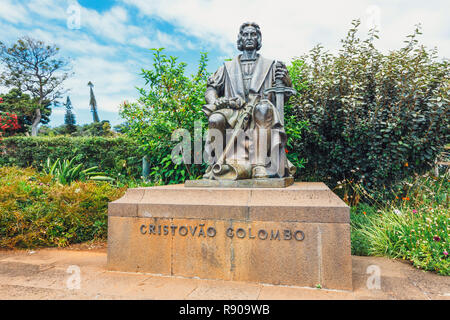 Funchal, Madeira, luglio 06, 2016: Monumento di Cristoforo Colombo in Santa Catarina Park, Madeira, Portogallo Foto Stock