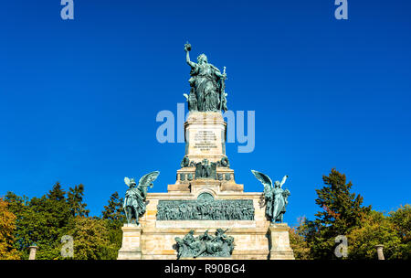 Niederwalddenkmal, un monumento costruito nel 1883 per commemorare l' unificazione della Germania. Foto Stock
