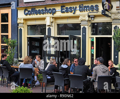 Facile coffeeshop, Amsterdam, Paesi Bassi, olandese Foto Stock