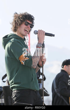 Julian Perretta in un concerto a Serre Chevalier, Francia Foto Stock