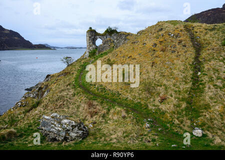 Strome castello affacciato Loch Carron, Wester Ross, regione delle Highlands, Scozia Foto Stock