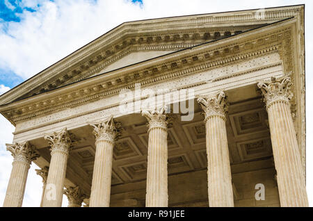 Tempio romano a Nimes, Francia Foto Stock