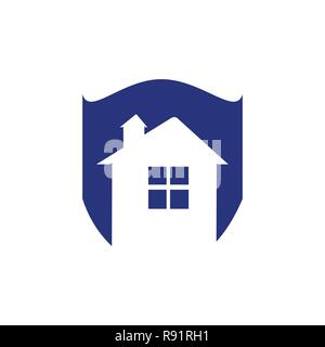 Salva il logo home - Casa con finestra e camino sul tetto e il simbolo di protezione. La difesa, la sicurezza e immobiliare icona vettore. Illustrazione Vettoriale