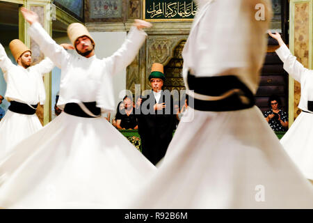 Bagno turco tipiche danze folk Foto Stock